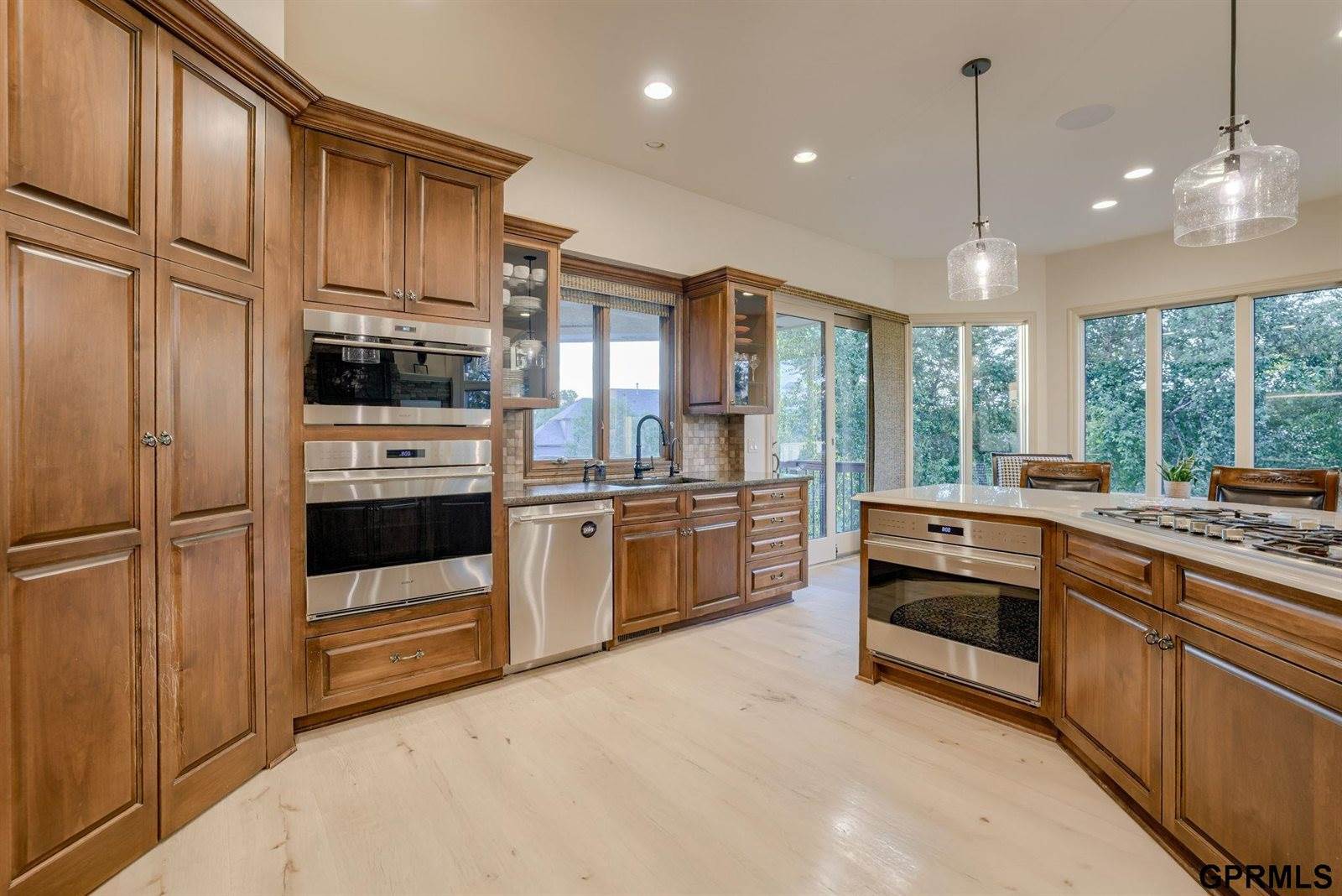 19010 Hamilton Street, Elkhorn, NE 68022