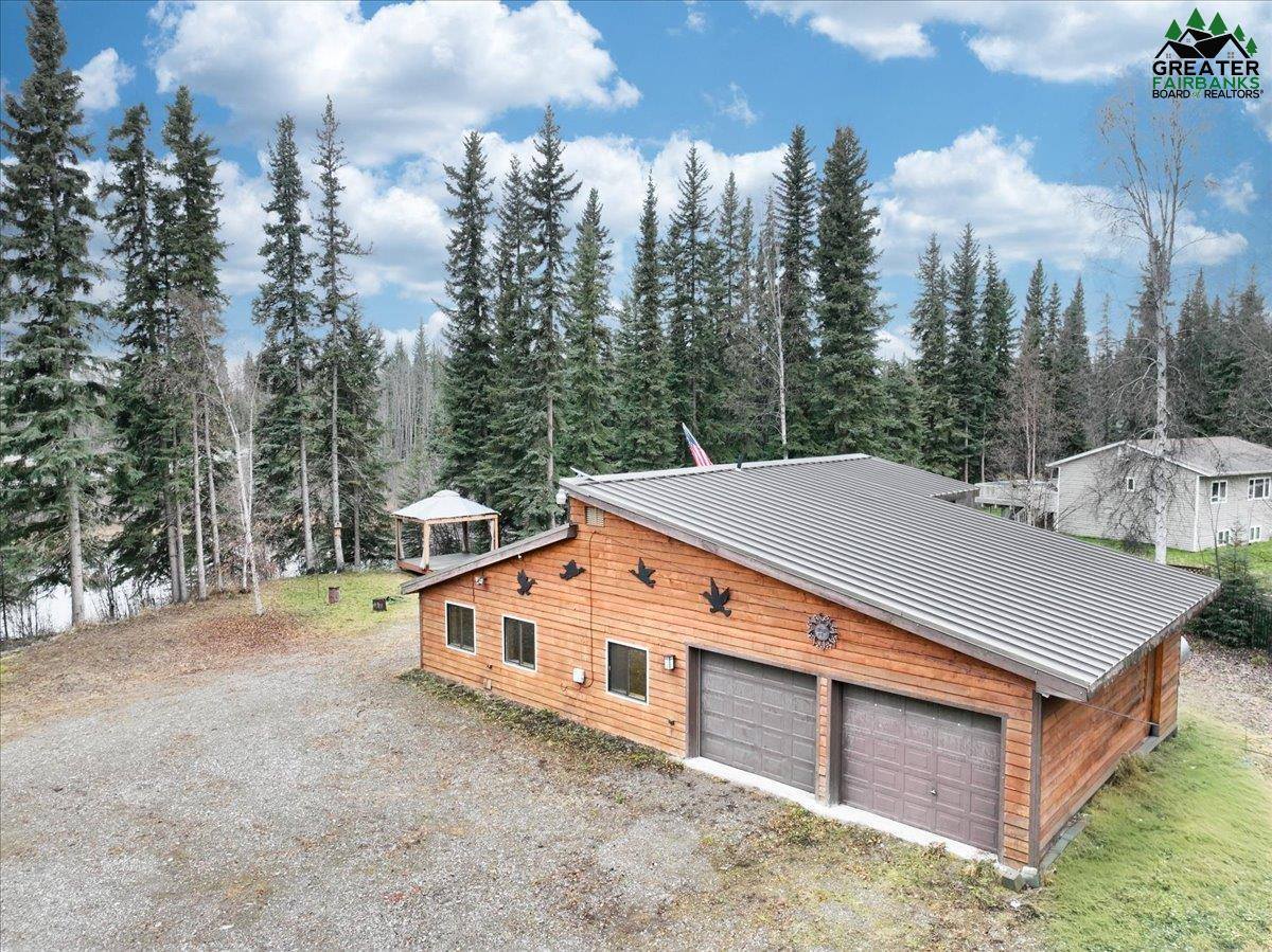 2013 Blackburn Way, North Pole, AK 99705