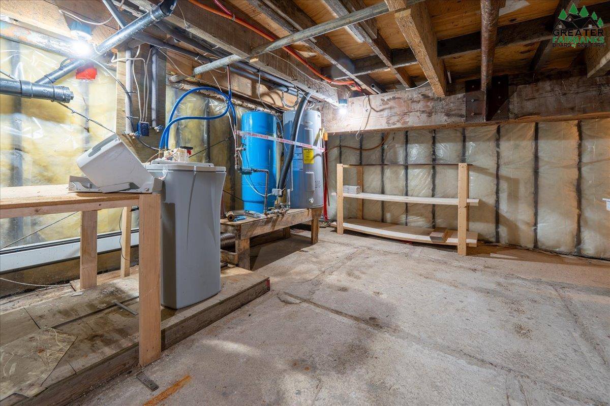 2013 Blackburn Way, North Pole, AK 99705