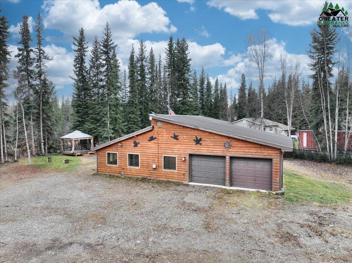 2013 Blackburn Way, North Pole, AK 99705