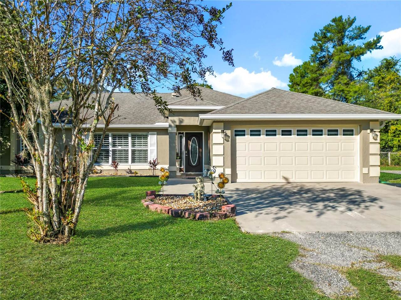 11740 SE 169th Avenue Road, Ocklawaha, FL 32179