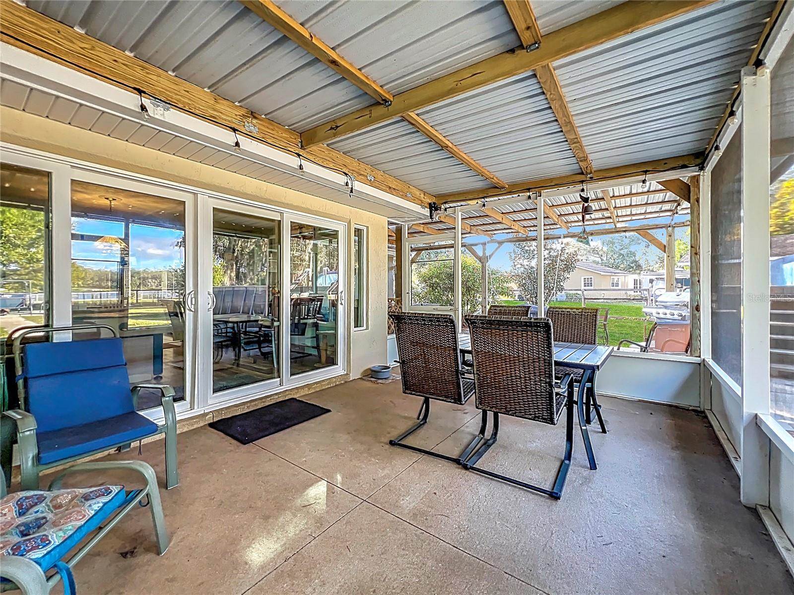 11740 SE 169th Avenue Road, Ocklawaha, FL 32179