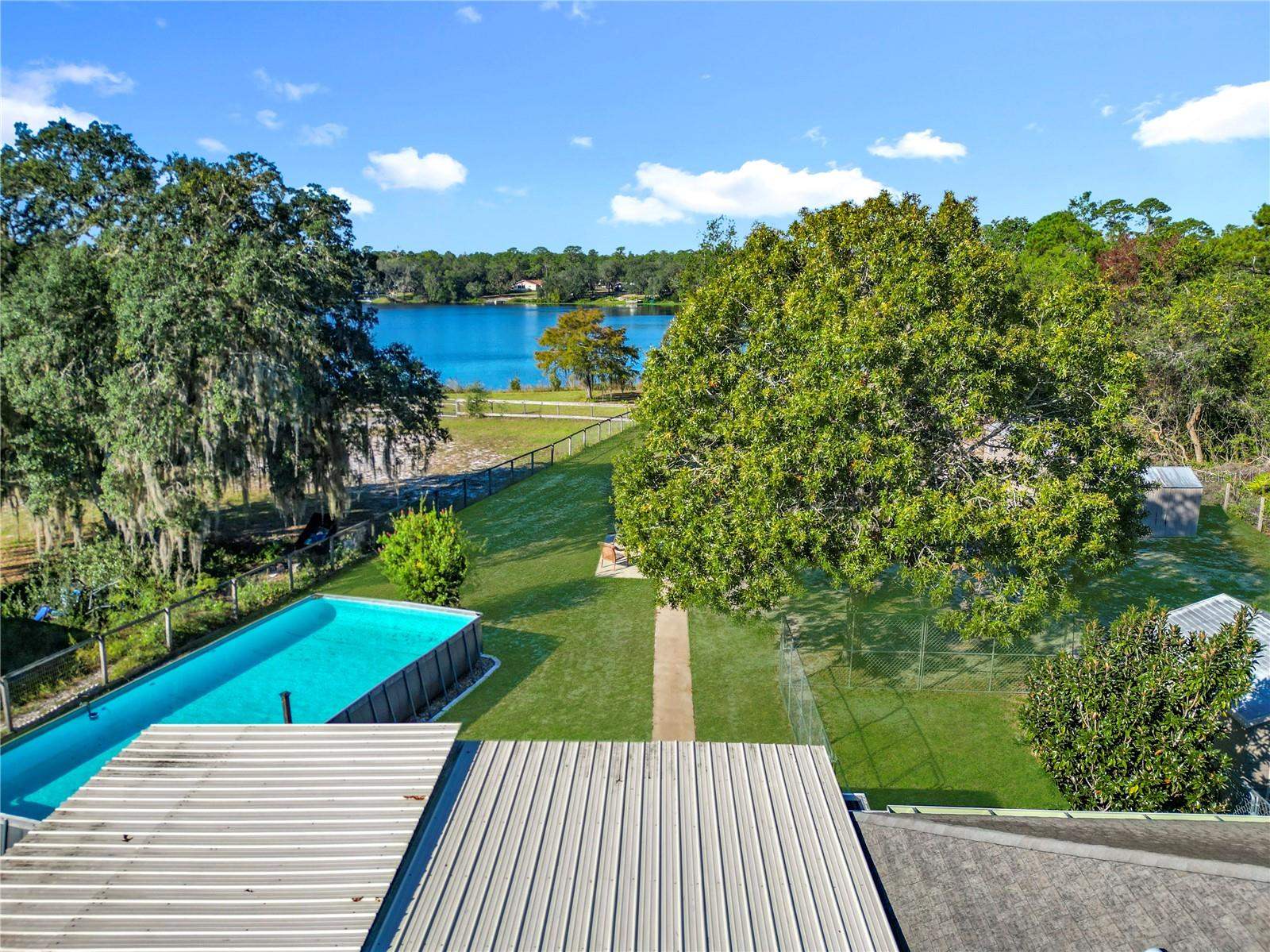 11740 SE 169th Avenue Road, Ocklawaha, FL 32179