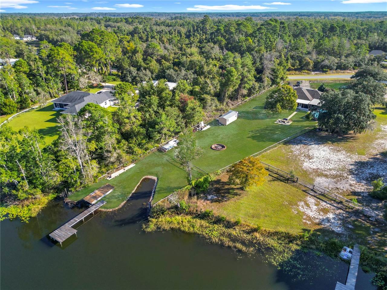 11740 SE 169th Avenue Road, Ocklawaha, FL 32179