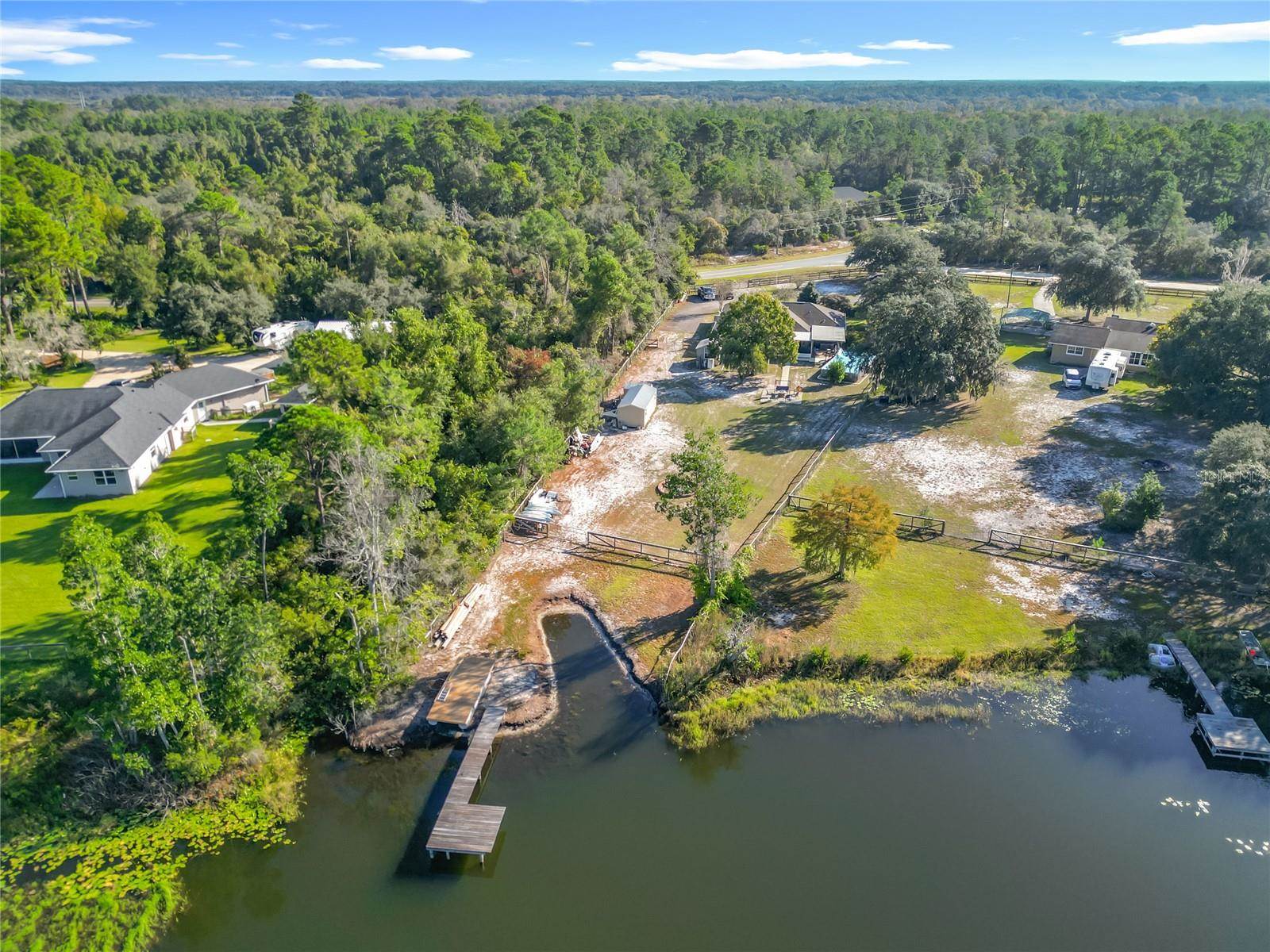 11740 SE 169th Avenue Road, Ocklawaha, FL 32179