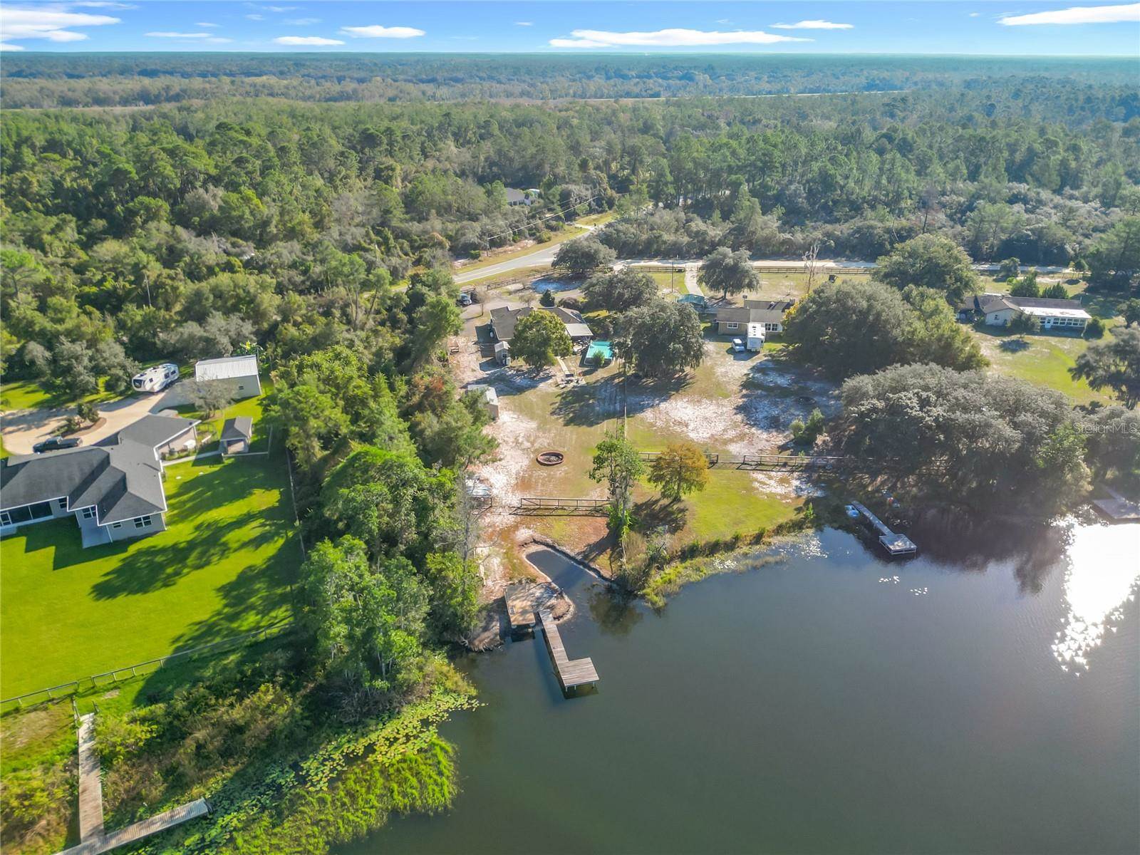 11740 SE 169th Avenue Road, Ocklawaha, FL 32179
