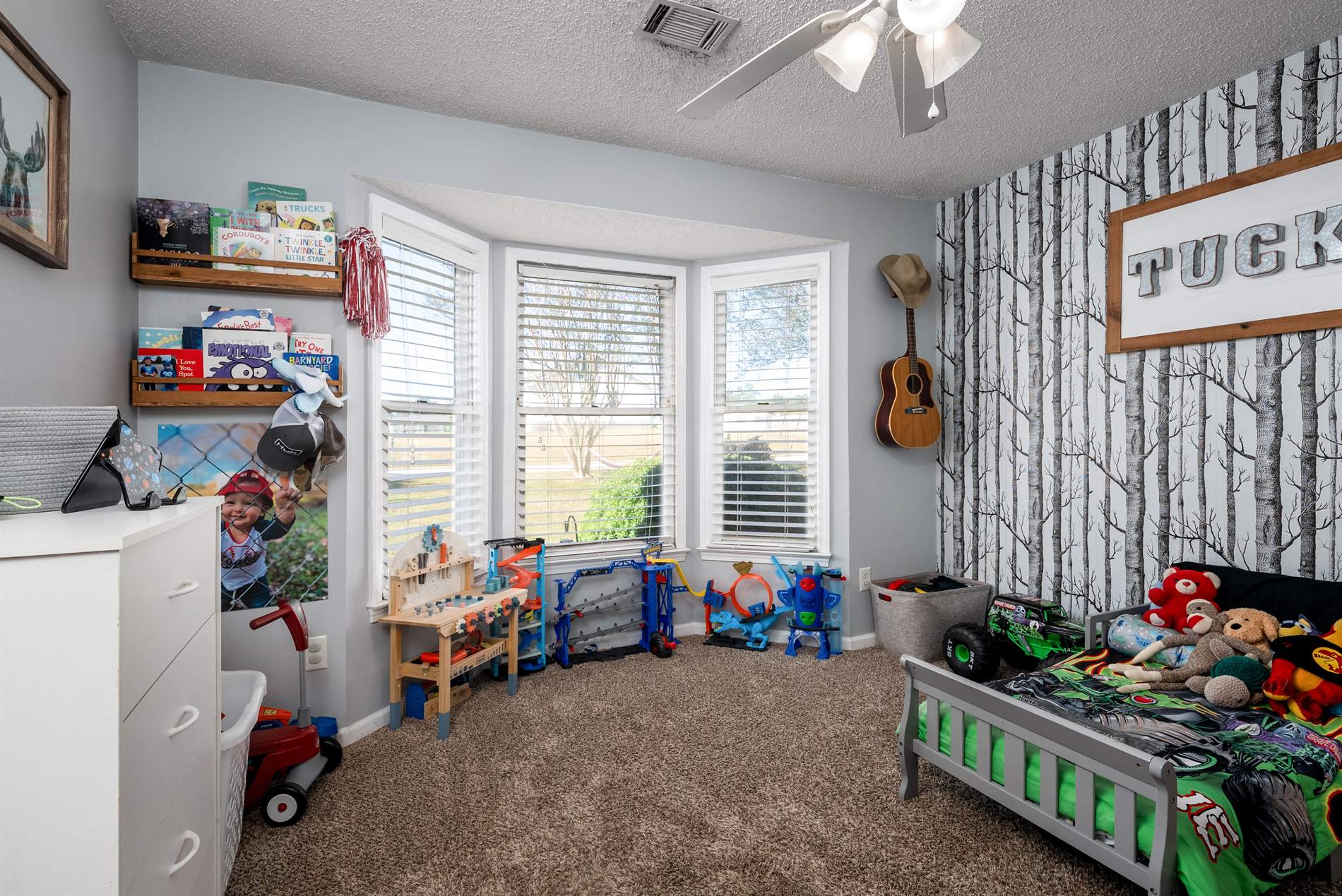 14390 Gentry Drive, Tuscaloosa, AL 35405