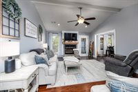 14390 Gentry Drive, Tuscaloosa, AL 35405