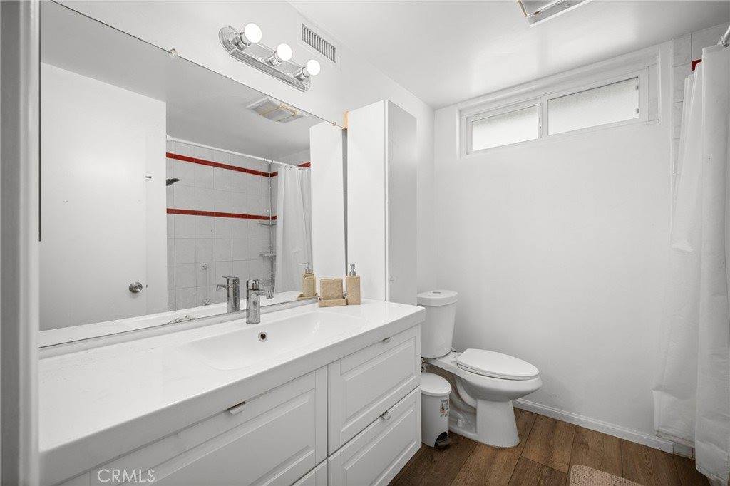 20352 Keswick Street, Winnetka, CA 91306