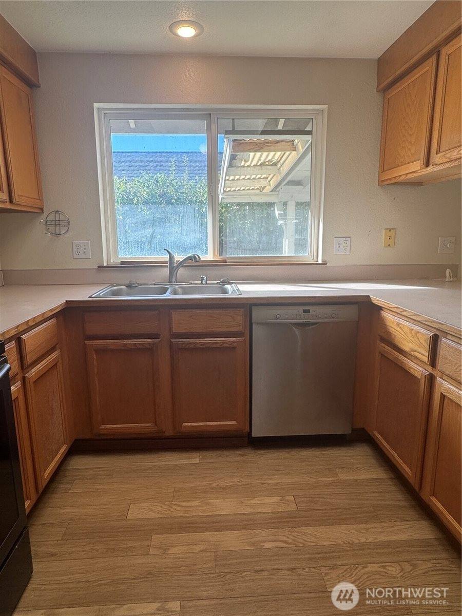 5920 Compton Loop SE, Lacey, WA 98513