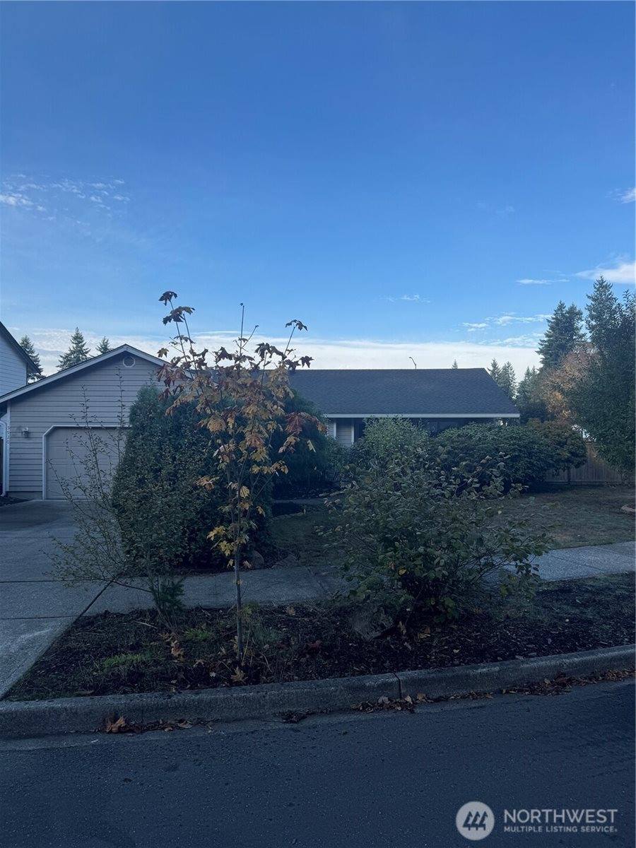 5920 Compton Loop SE, Lacey, WA 98513