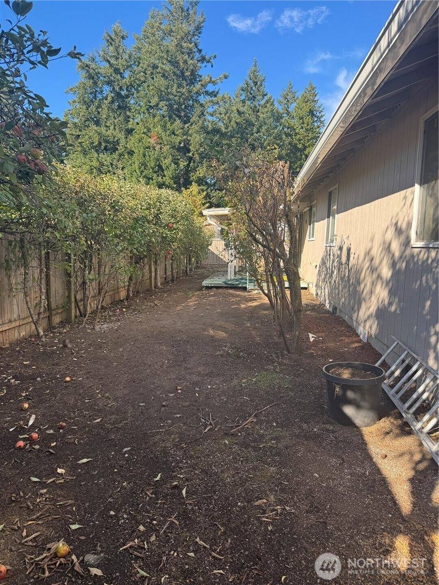 5920 Compton Loop SE, Lacey, WA 98513