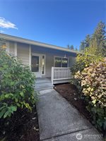 5920 Compton Loop SE, Lacey, WA 98513