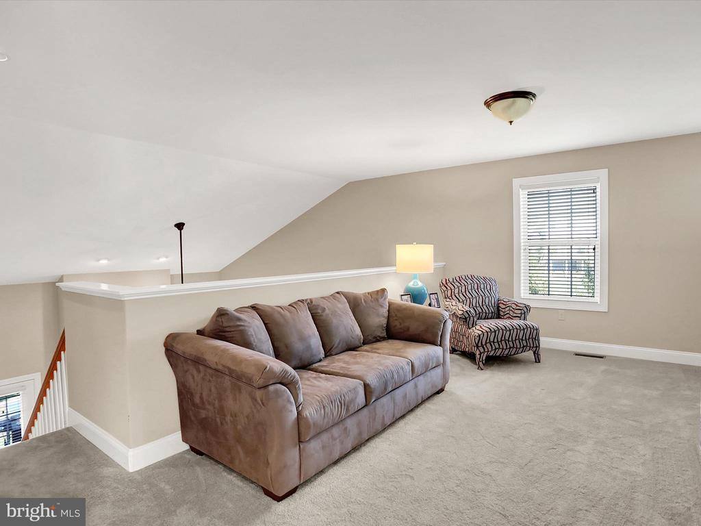 2816 Pin Oak Drive, Harrisburg, PA 17112