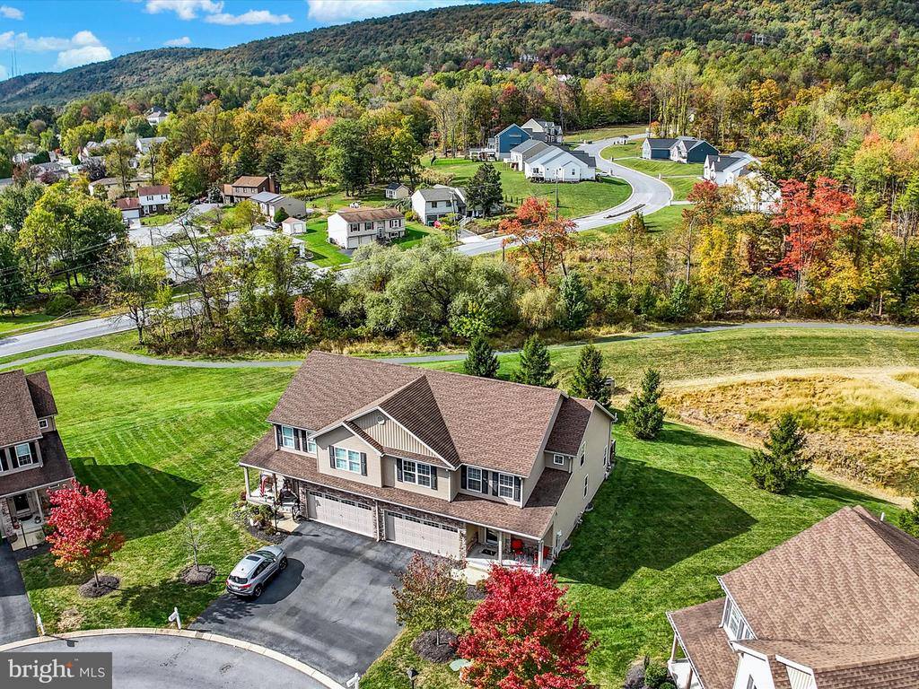 2816 Pin Oak Drive, Harrisburg, PA 17112