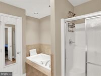 2816 Pin Oak Drive, Harrisburg, PA 17112