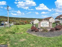 2816 Pin Oak Drive, Harrisburg, PA 17112