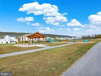 2816 Pin Oak Drive, Harrisburg, PA 17112