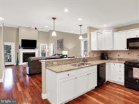 2816 Pin Oak Drive, Harrisburg, PA 17112