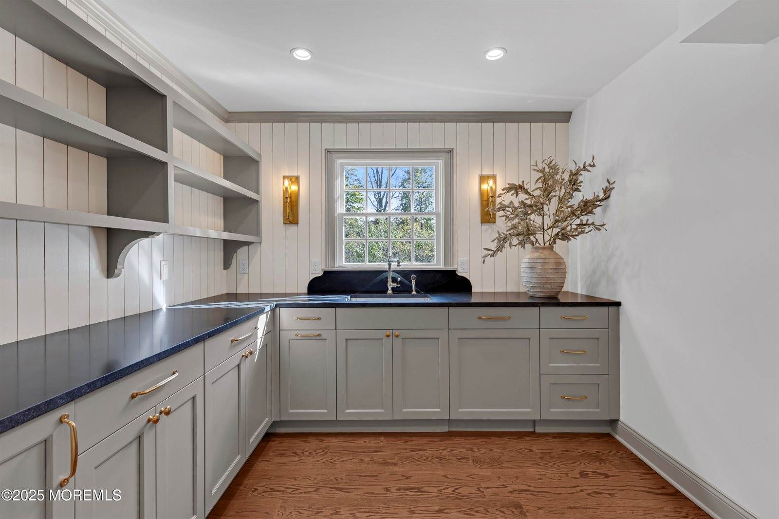 420 Rumson Road, Little Silver, NJ 07739