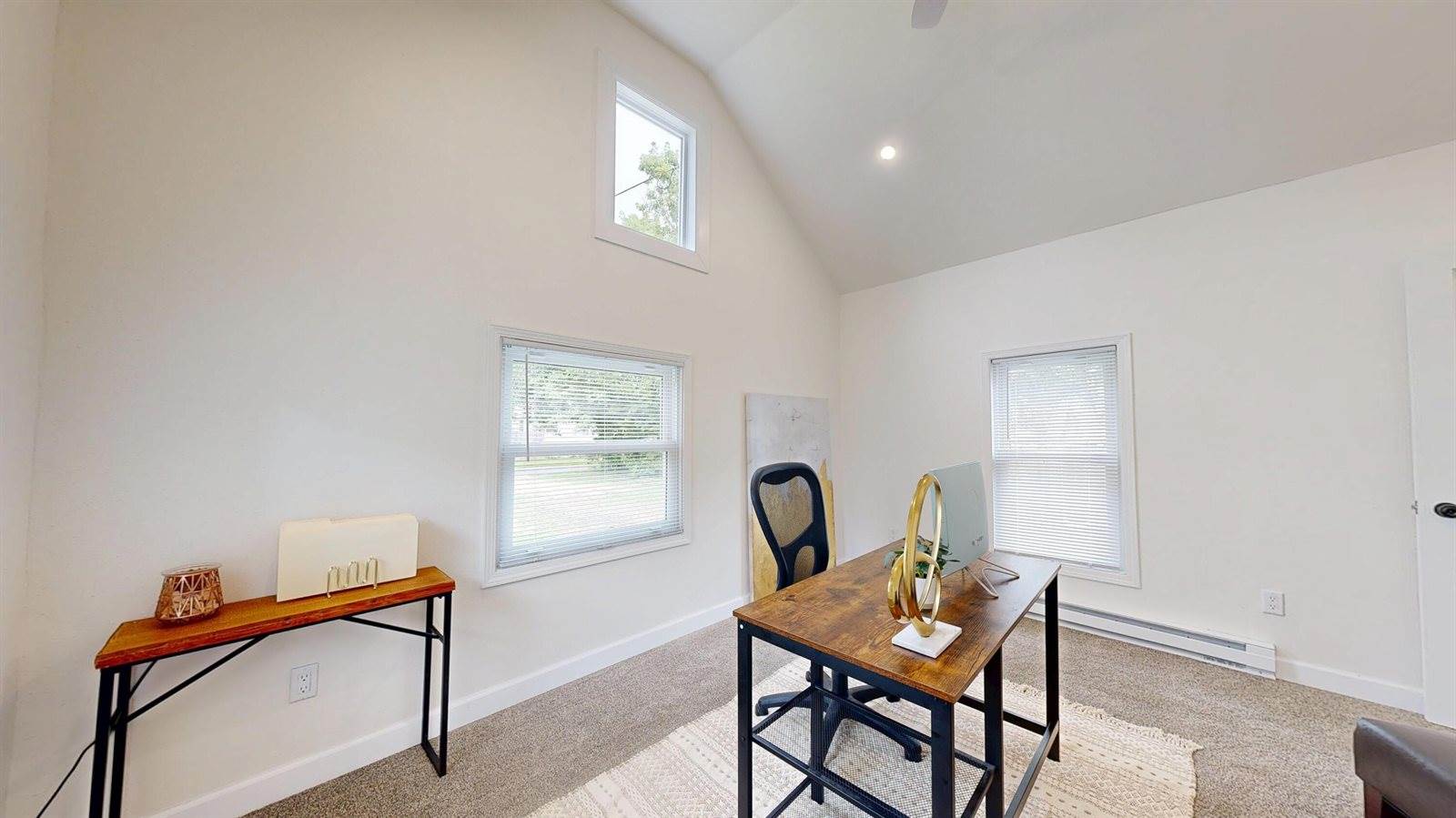 1407 McLean Ave, Tomah, WI 54660