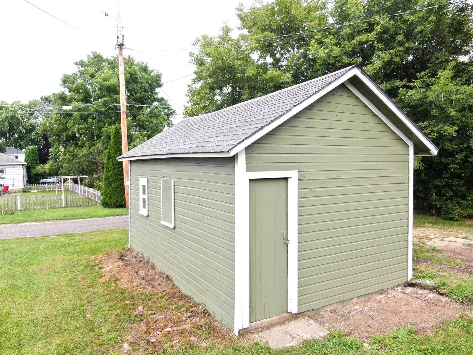 1407 McLean Ave, Tomah, WI 54660