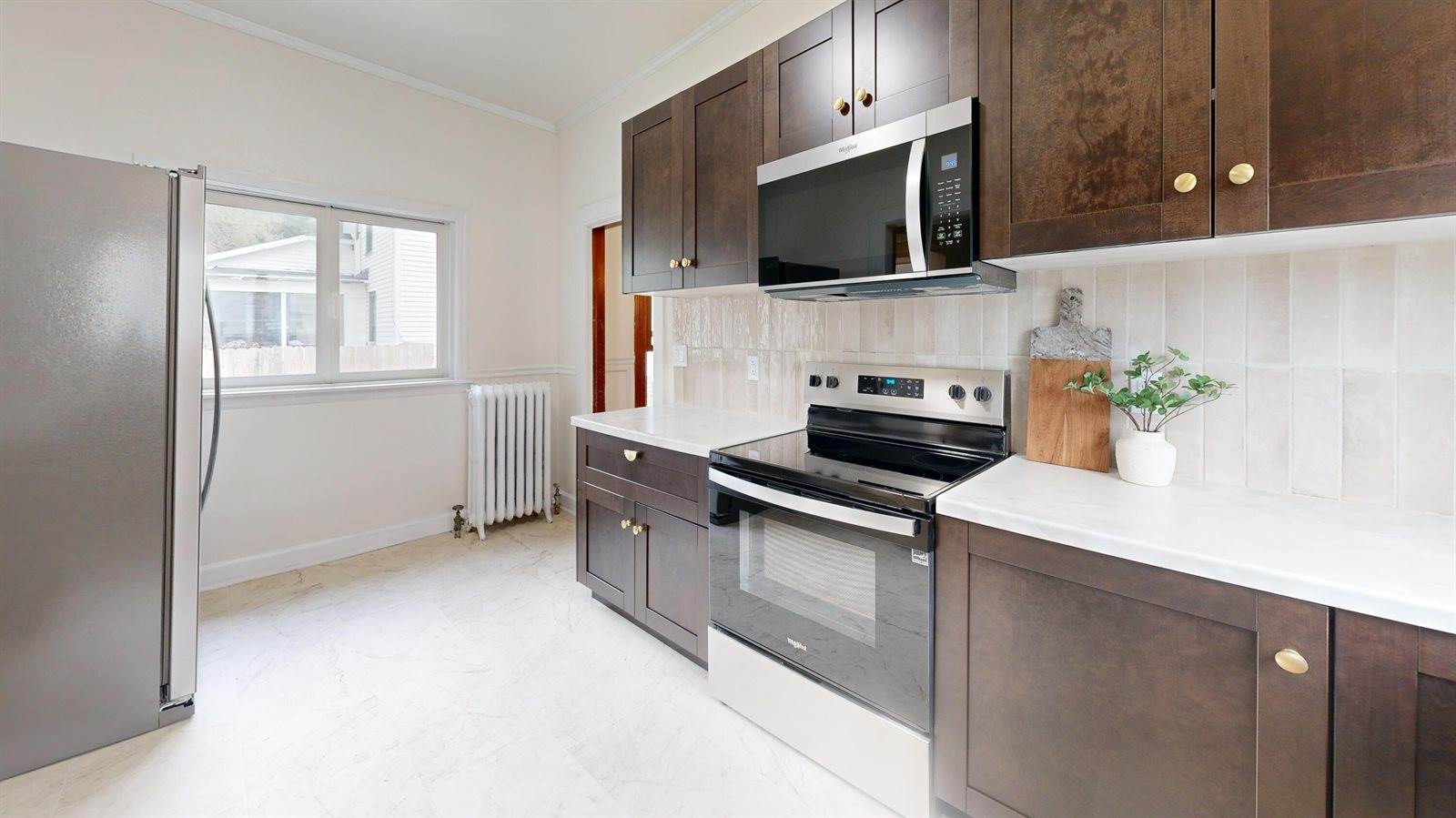 1407 McLean Ave, Tomah, WI 54660