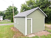 1407 McLean Ave, Tomah, WI 54660