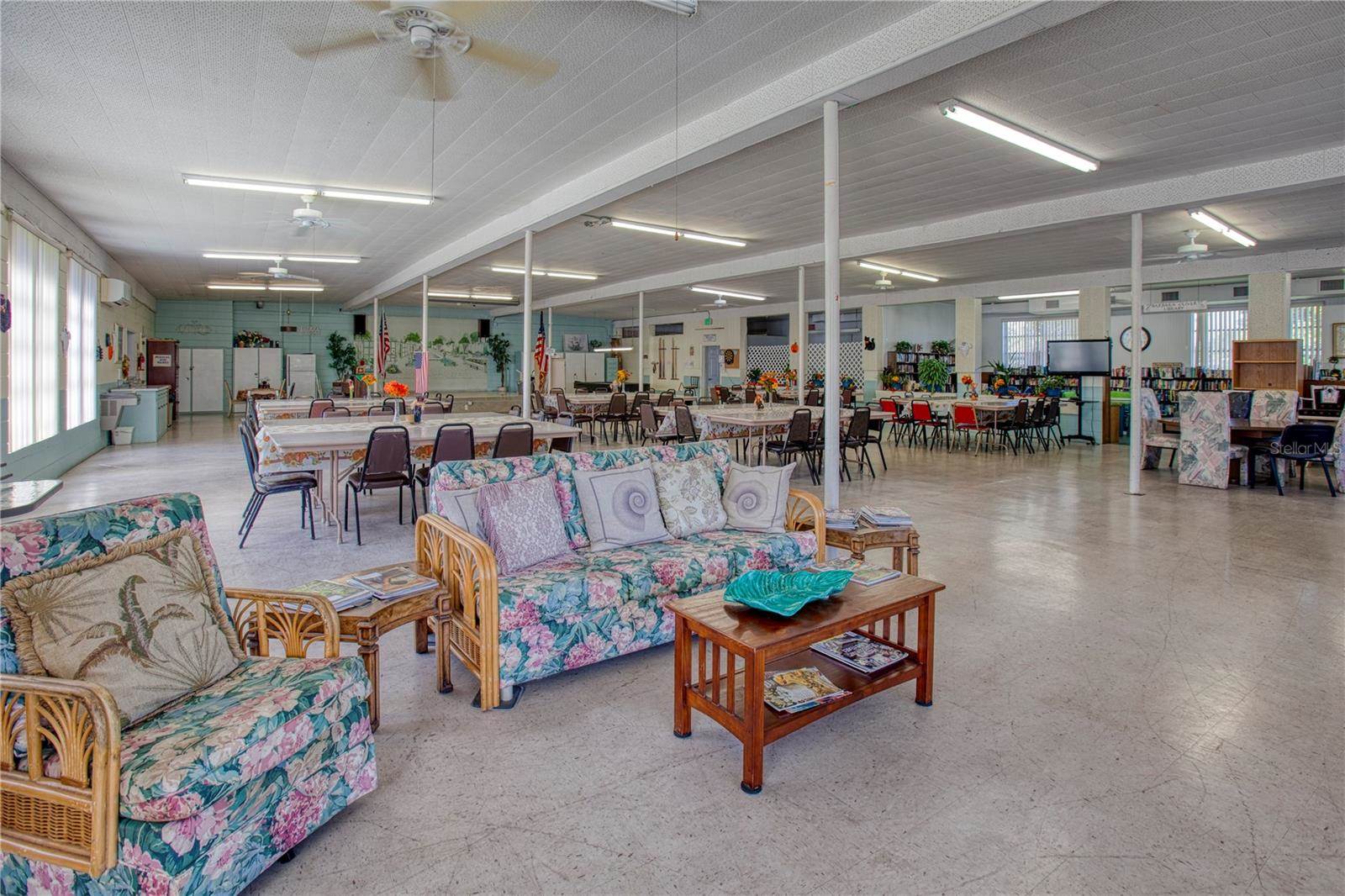 4001 58TH Street North, #3, Kenneth City, FL 33709