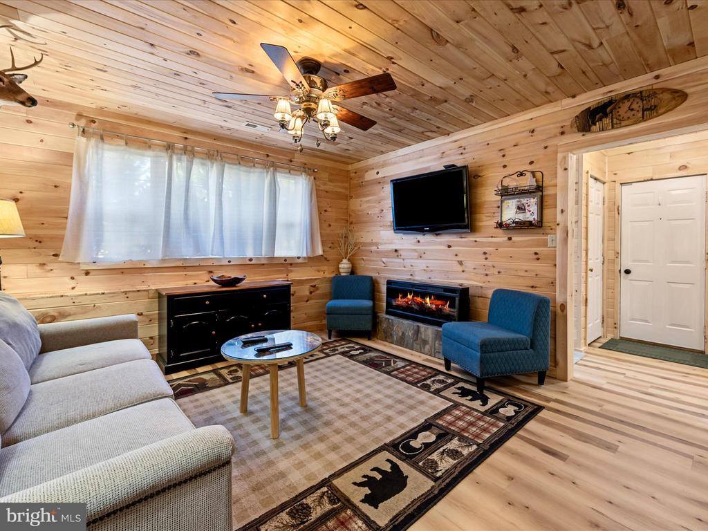 300 Lilys Way, Winchester, VA 22602