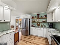 300 Lilys Way, Winchester, VA 22602