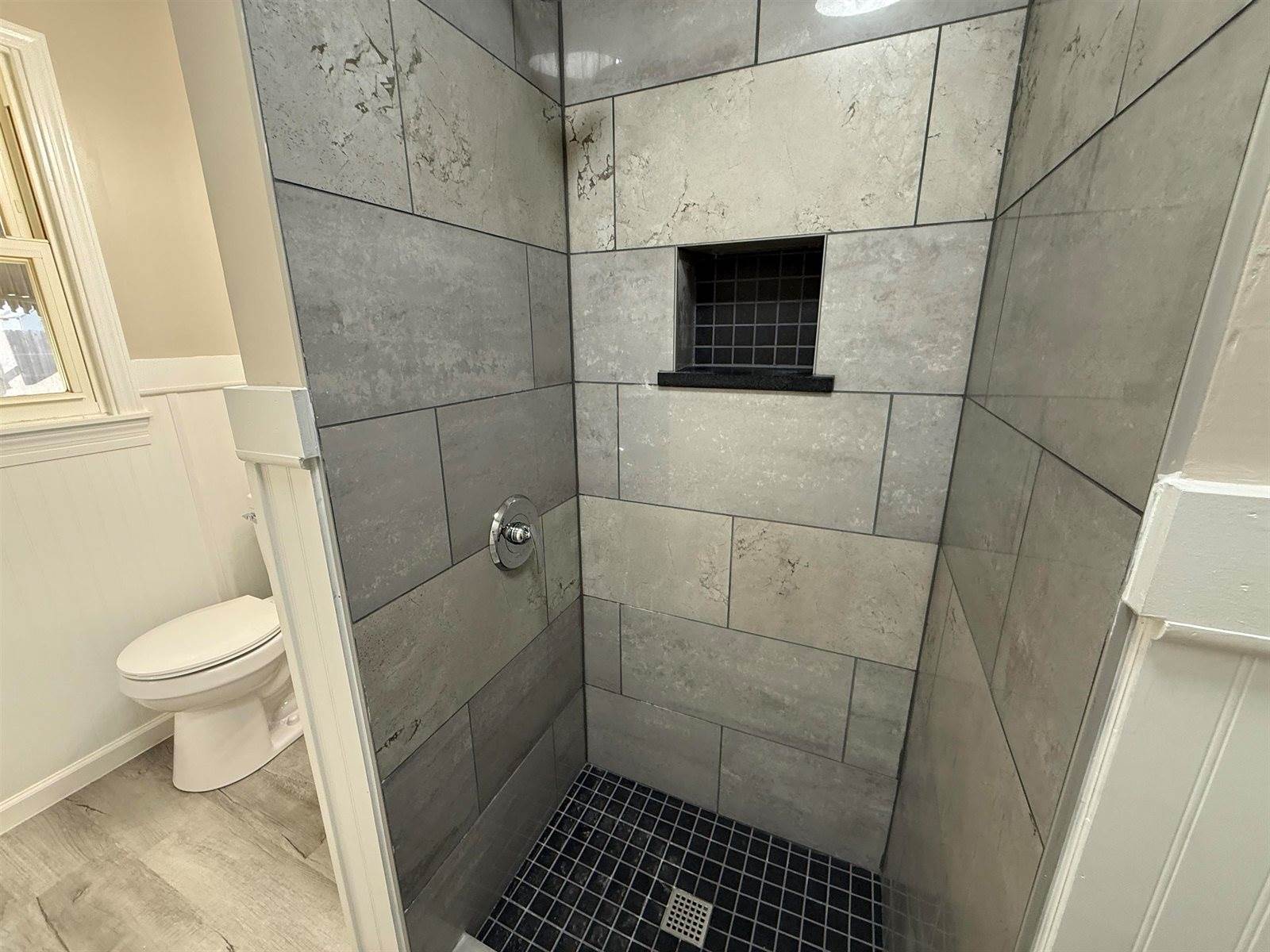 2202 South Grove St, Wichita, KS 67211