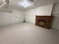 2202 South Grove St, Wichita, KS 67211