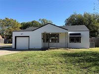 2202 South Grove St, Wichita, KS 67211