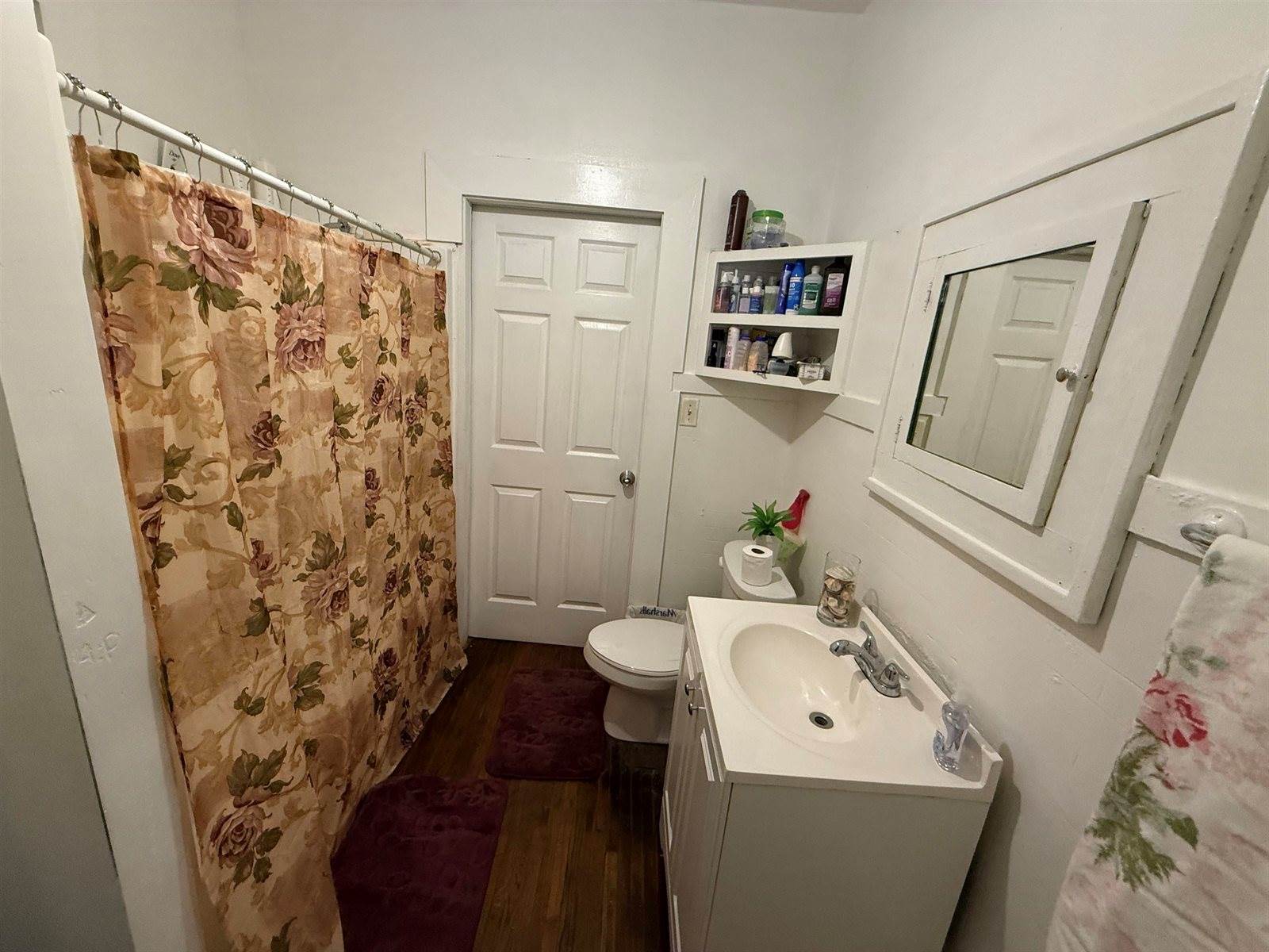 1325 North Market St, Wichita, KS 67214