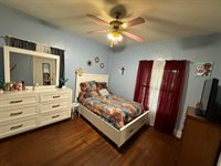 1325 North Market St, Wichita, KS 67214