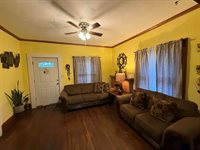 1325 North Market St, Wichita, KS 67214