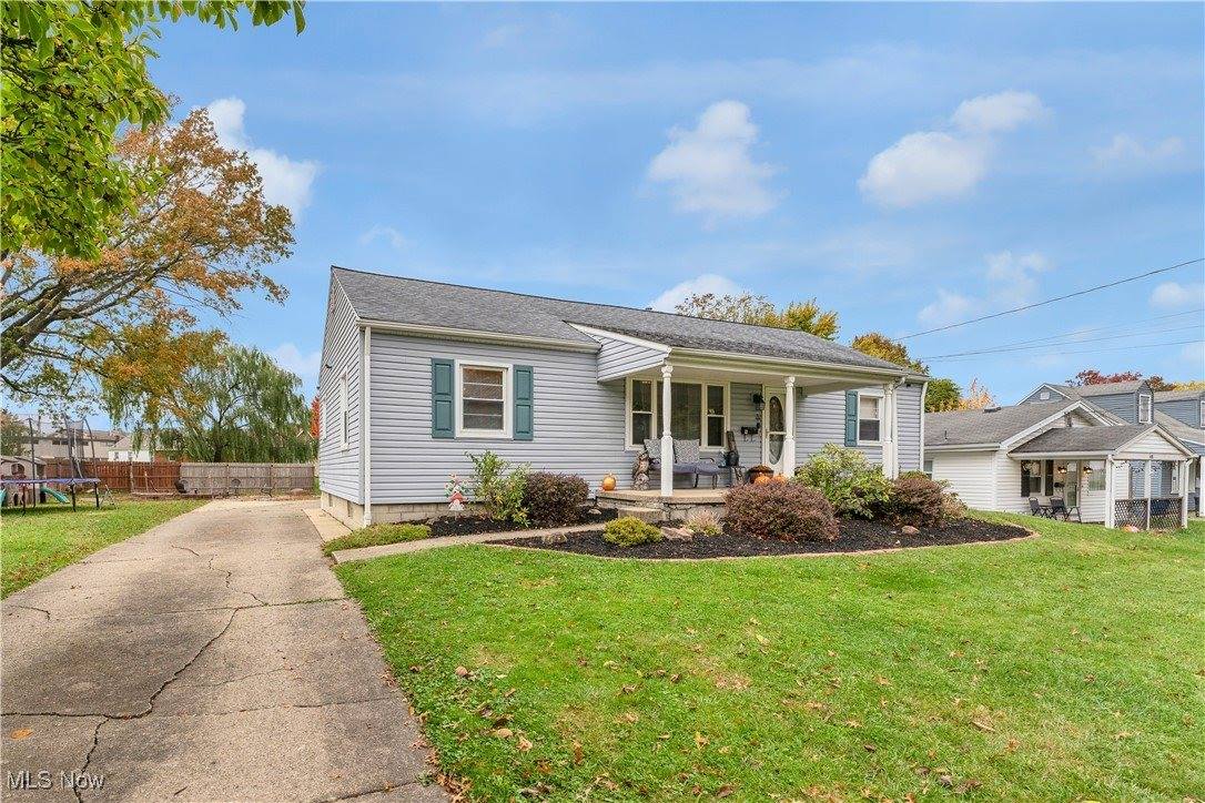 42 North Navarre Avenue, Austintown, OH 44515