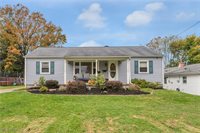 42 North Navarre Avenue, Austintown, OH 44515
