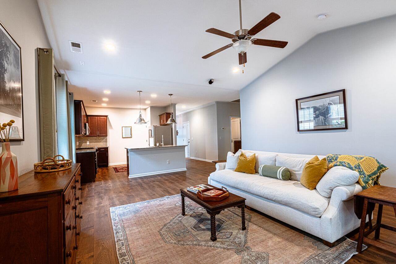 134 Longdale Drive, Summerville, SC 29483