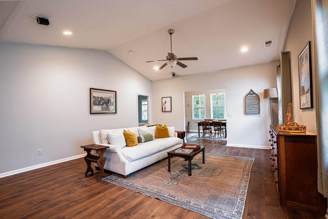 134 Longdale Drive, Summerville, SC 29483