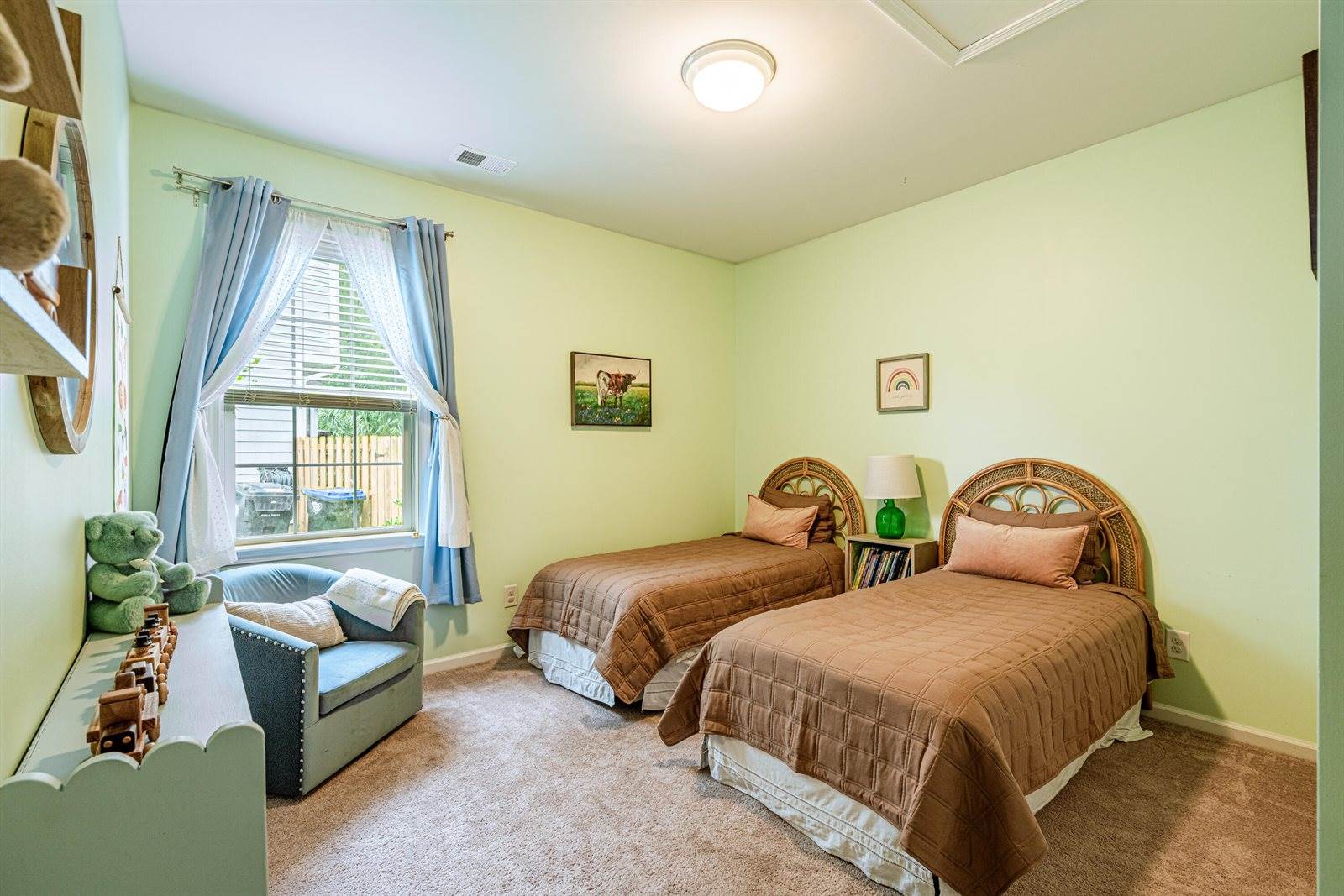 134 Longdale Drive, Summerville, SC 29483