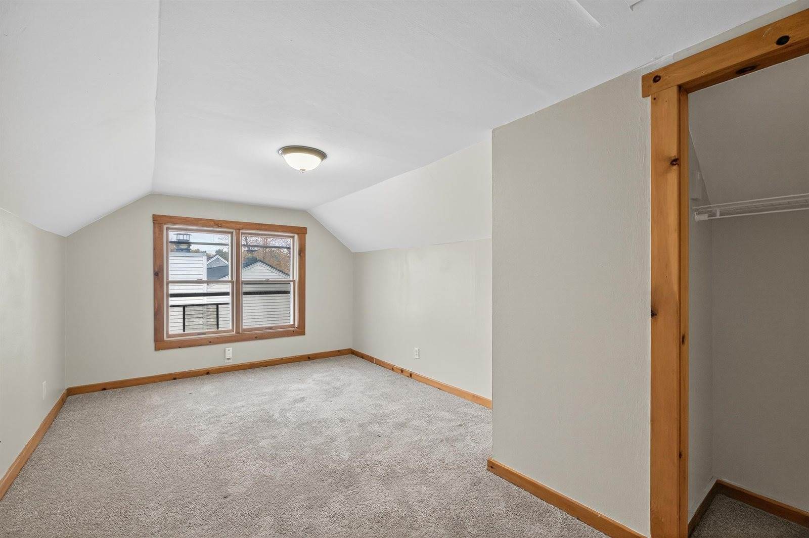 930 Park Court Lane, Port Edwards, WI 54469