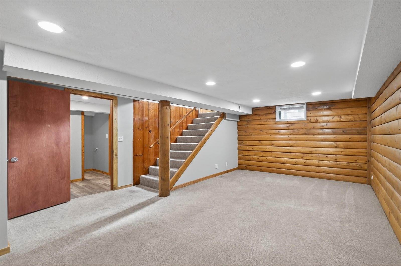 930 Park Court Lane, Port Edwards, WI 54469