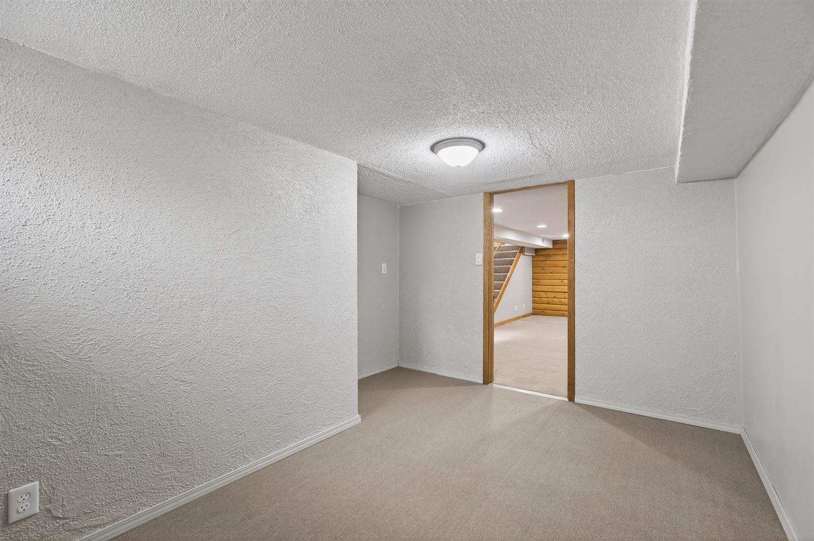 930 Park Court Lane, Port Edwards, WI 54469