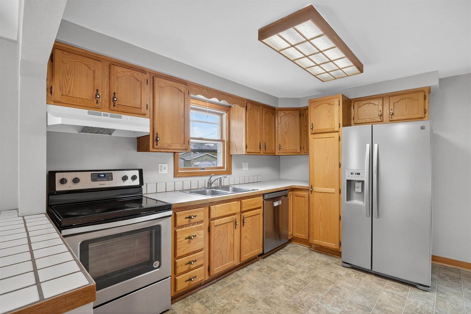 930 Park Court Lane, Port Edwards, WI 54469