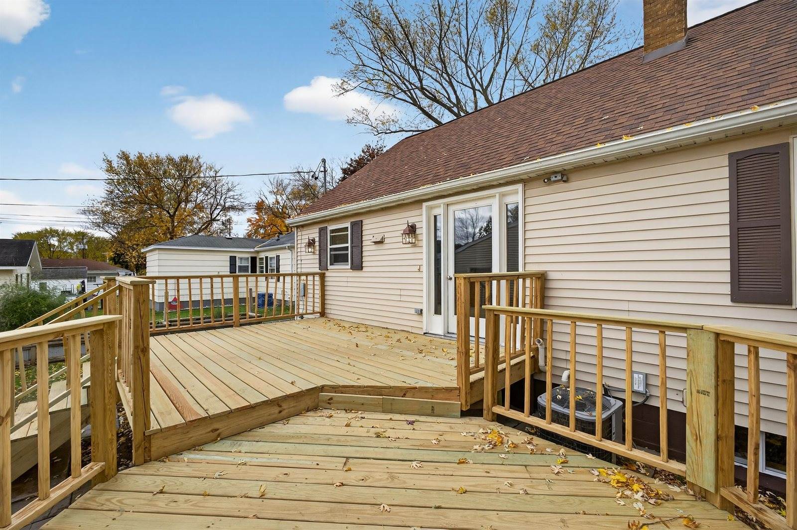 930 Park Court Lane, Port Edwards, WI 54469