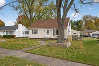 930 Park Court Lane, Port Edwards, WI 54469