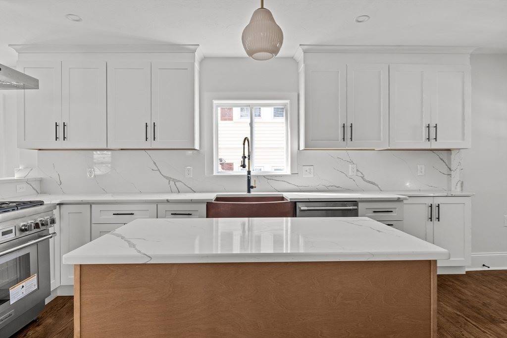 57-59 Garrison Av, Somerville, MA 02144