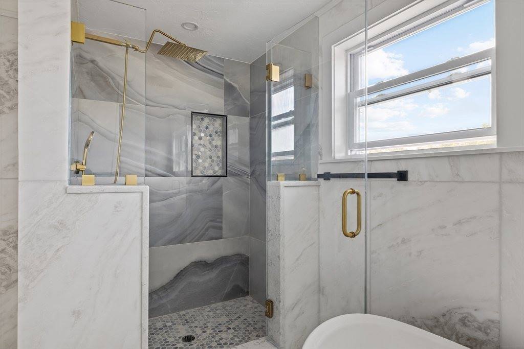 57-59 Garrison Av, Somerville, MA 02144